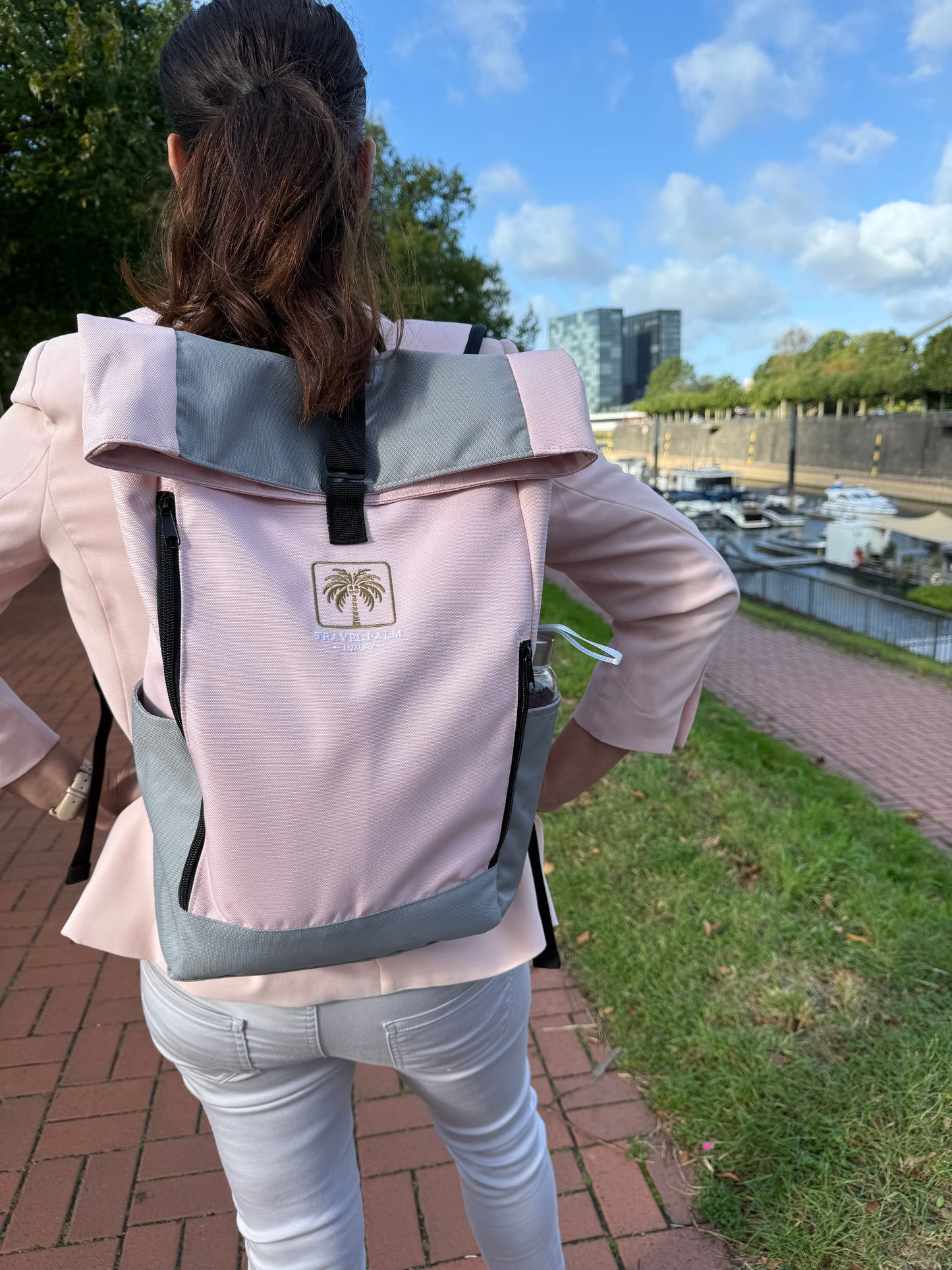 Rolltop Rucksack soft rose Damen elegant – Le Monaco Travel Palm