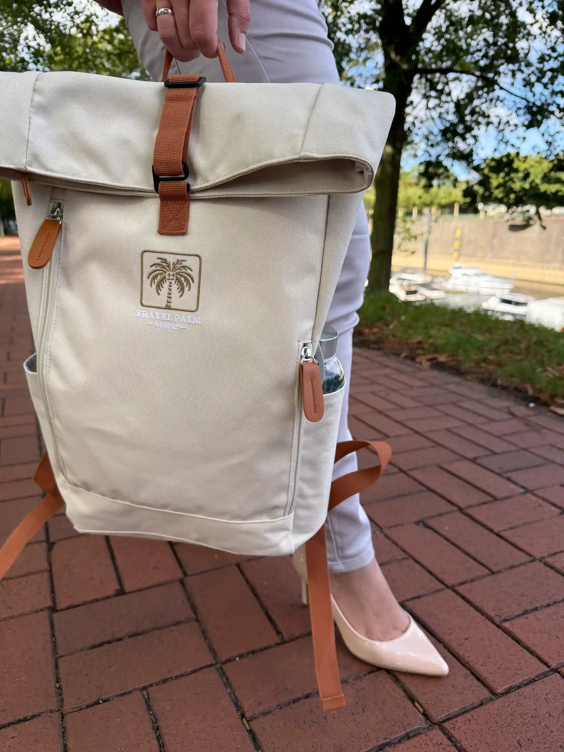 Rolltop Rucksack sand beige Damen – Le Monaco Business Rucksack