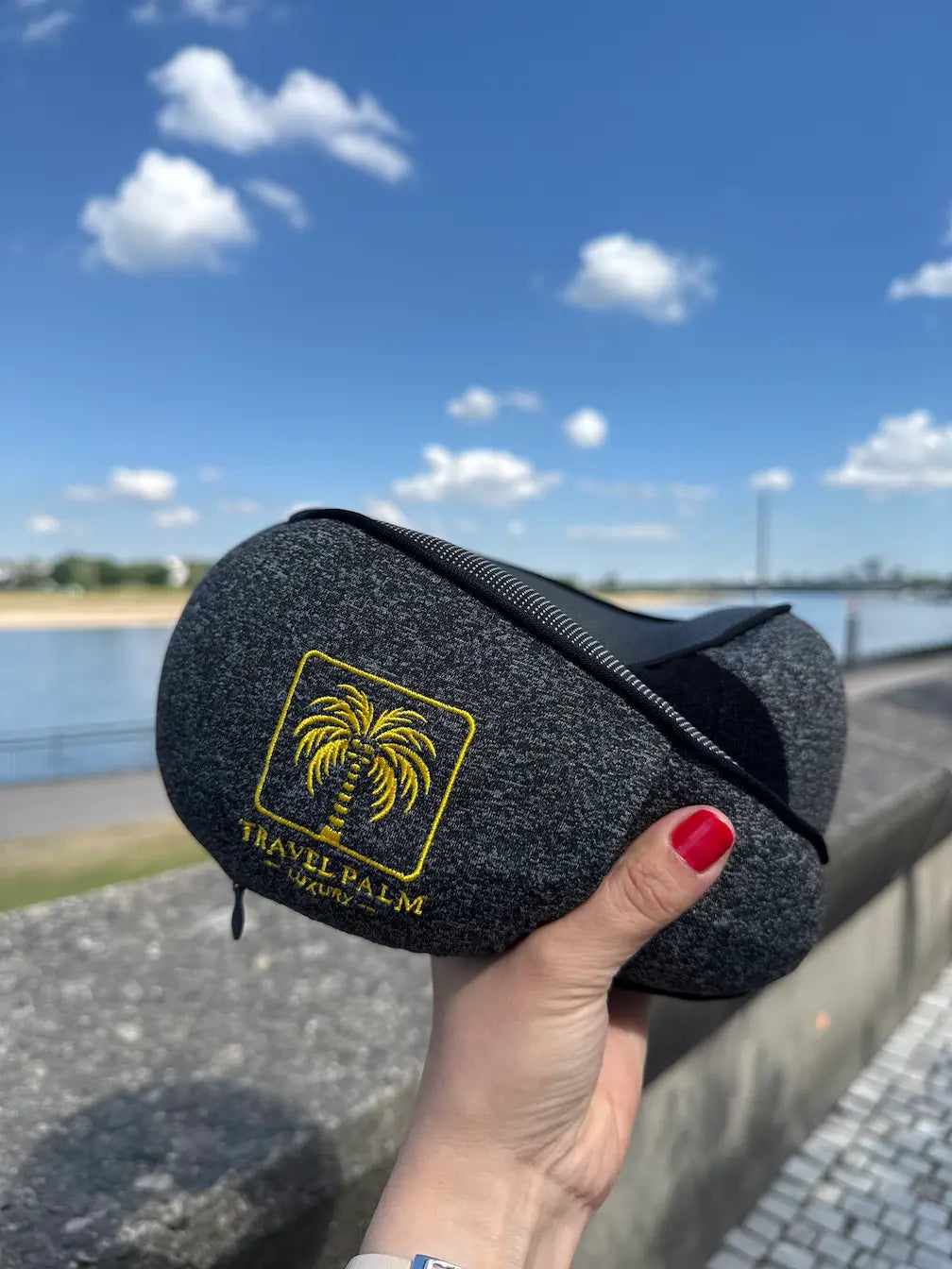 Nackenkissen Reise Flugzeug Damen – Côte d'Azur Travel Palm